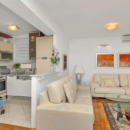 Manhattan Apartment