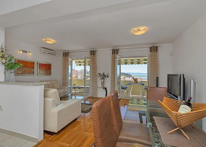 Manhattan Макарська